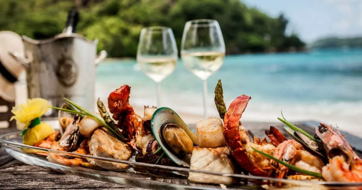 Local Eateries: Savoring the Flavors of Deerfield Beach 