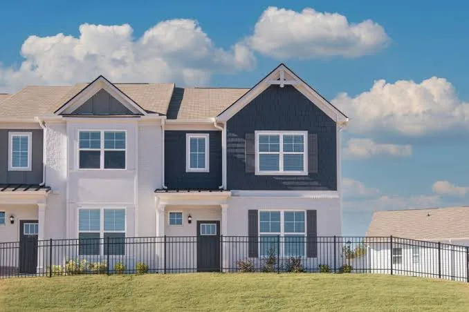 Understand HOA Rules Before Buying a Townhouse