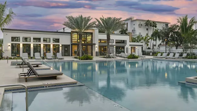 Condos and Many Townhomes in Boca & Deerfield