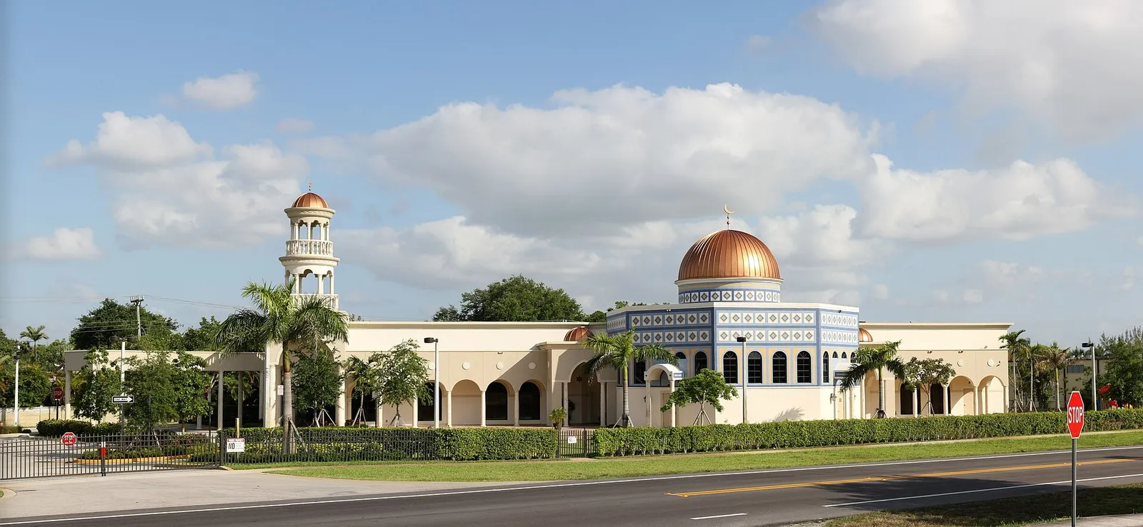 Assalam Center beside a roadway in Boca Raton